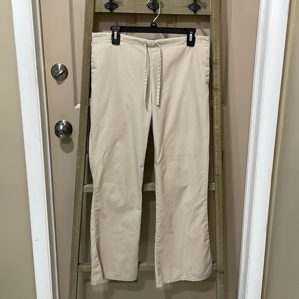 Cherokee Workwear women’s scrub bottoms - SZ XS